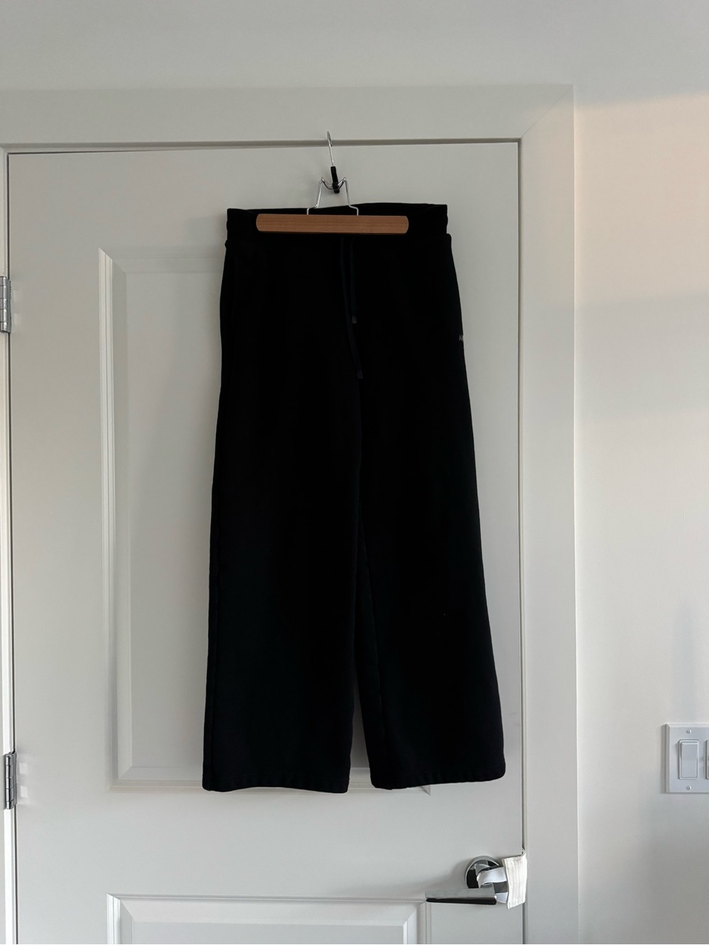 Aritzia Black Cozy Fleece Sweatpants Wide Leg
